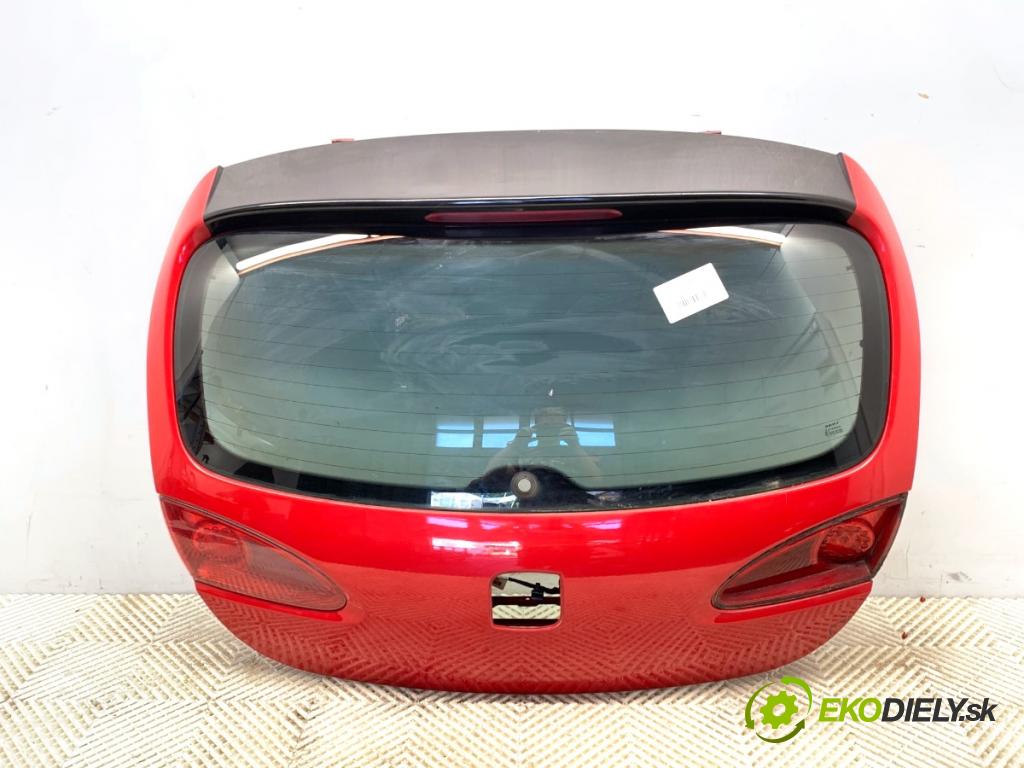 SEAT LEON II liftback 2007 75 kW 1.6 1595 kapota zadní část 