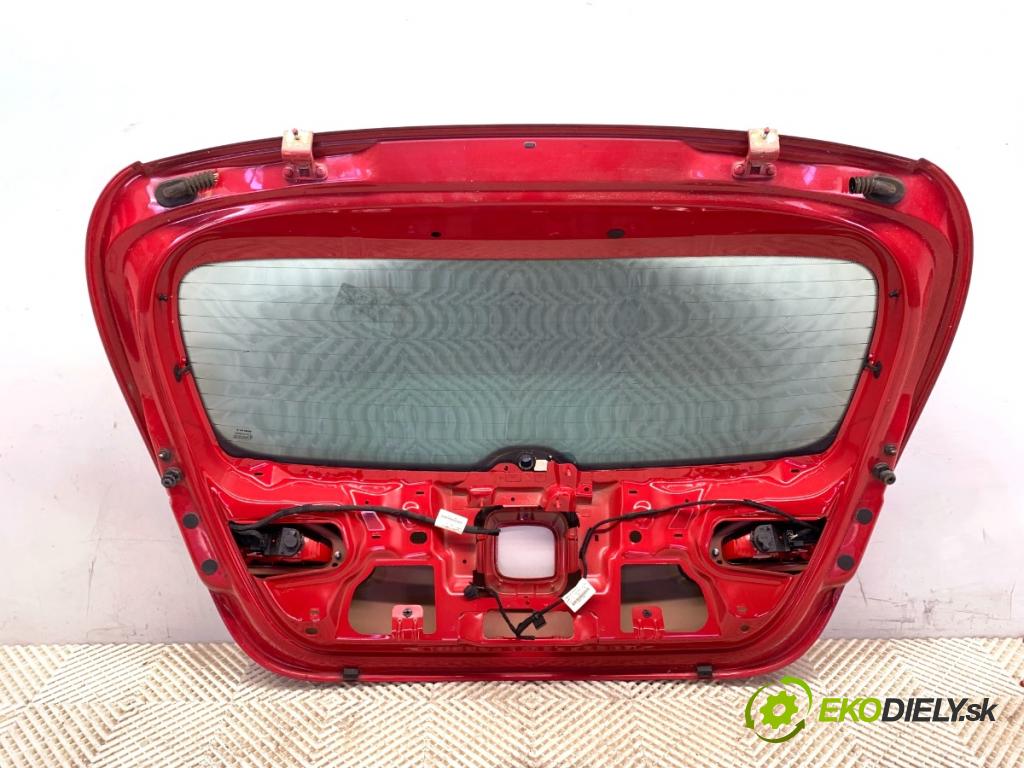 SEAT LEON II liftback 2007 75 kW 1.6 1595 kapota zadní část