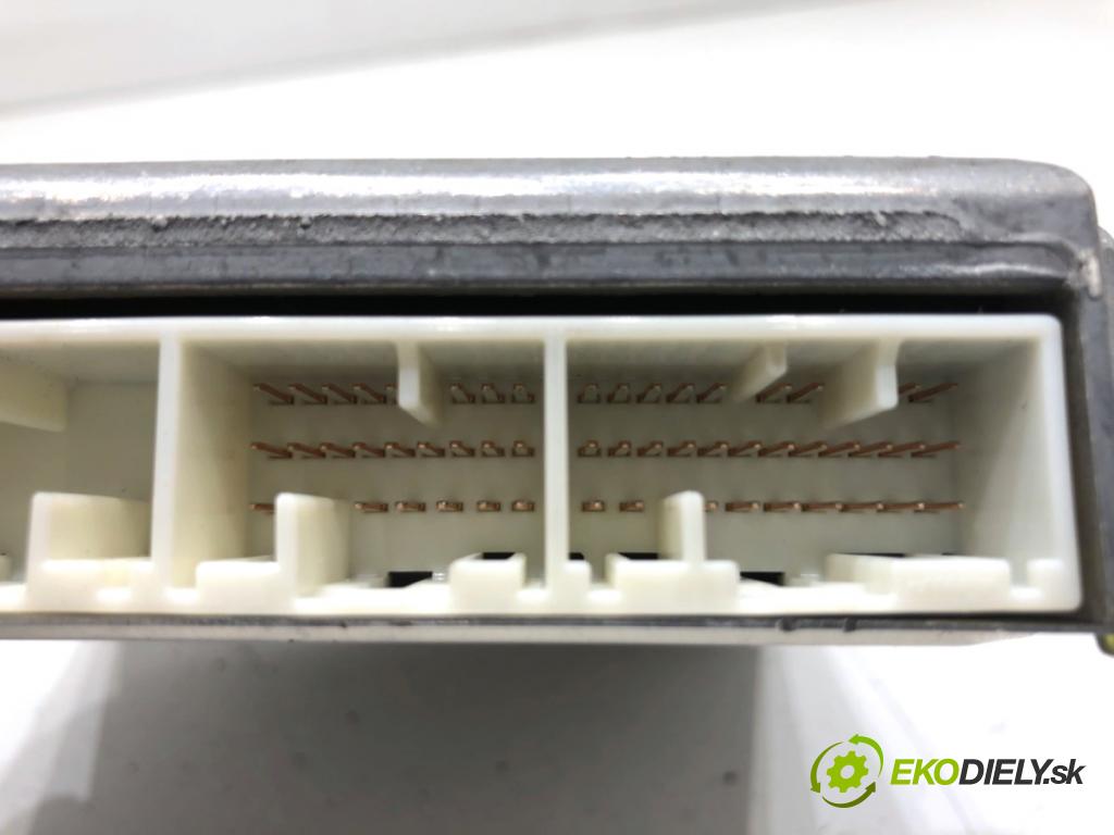 HONDA CIVIC VII liftback 2004 66 kW 1.4 iS (EP1) 1396 riadiaca jednotka Motor 37820-PMA-E13 (Riadiaca jednotka)