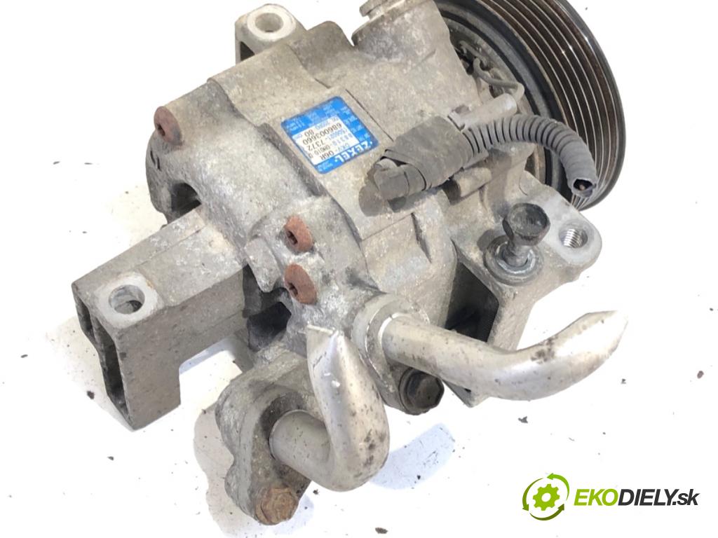 PEUGEOT 107 liftback 2006 50 kW 1.0 998 Kompresor klimatizácie 88310-0H010-D (Kompresor klimatizácie)