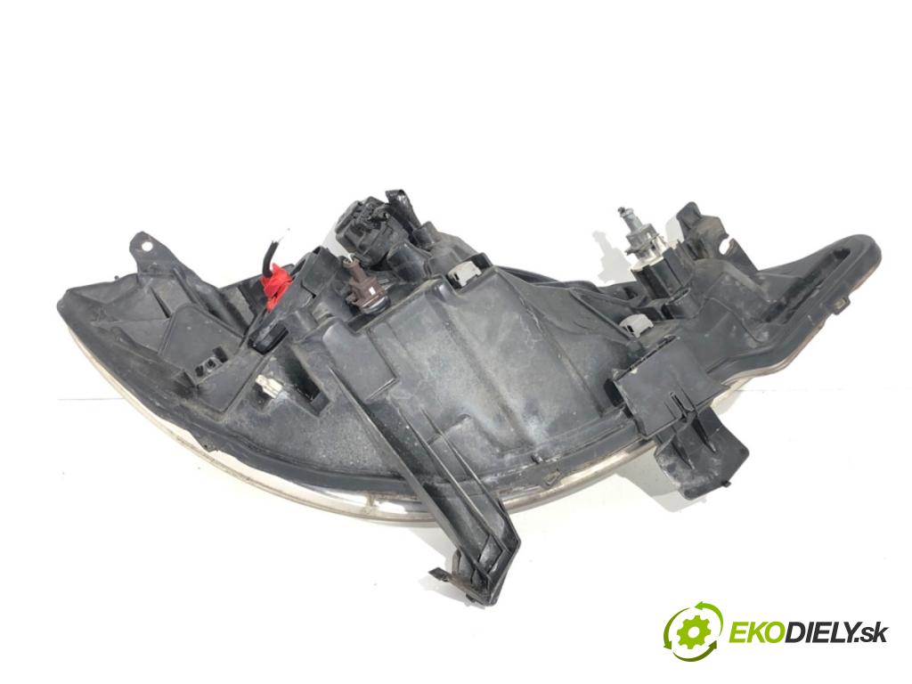 PEUGEOT 107 liftback 2006 50 kW 1.0 998 Svetlomet ľavy predný 81150-0H030