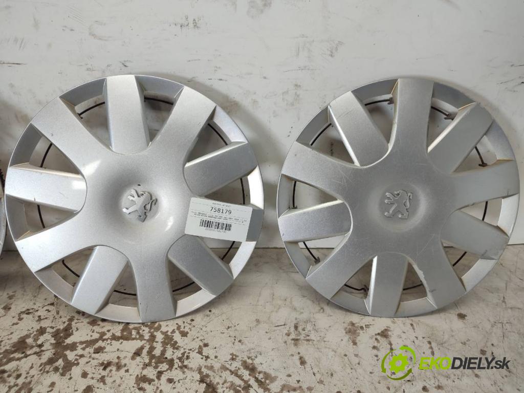 PEUGEOT 107 liftback 2006 50 kW 1.0 998 puklice 14" 4SZT