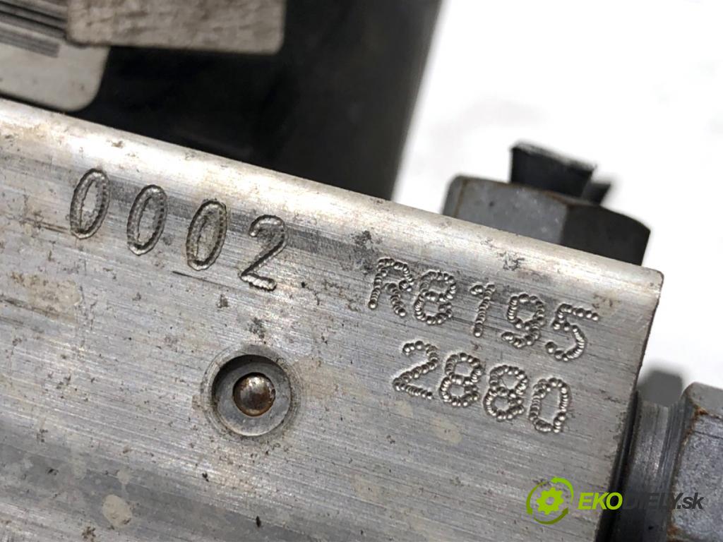 FORD FUSION Kombi 2008 59 kW 1.4 1388 Pumpa ABS 4S61-2M110-DA (Pumpa ABS)