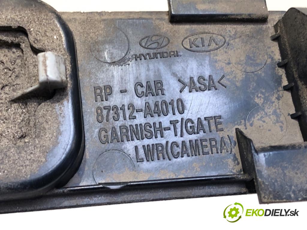 KIA CARENS IV nadwozie wielkoprzestrzenne (MPV) 2014 100 kW 1.7 CRDi 1685 klika dveří zadní část 87312-A4010