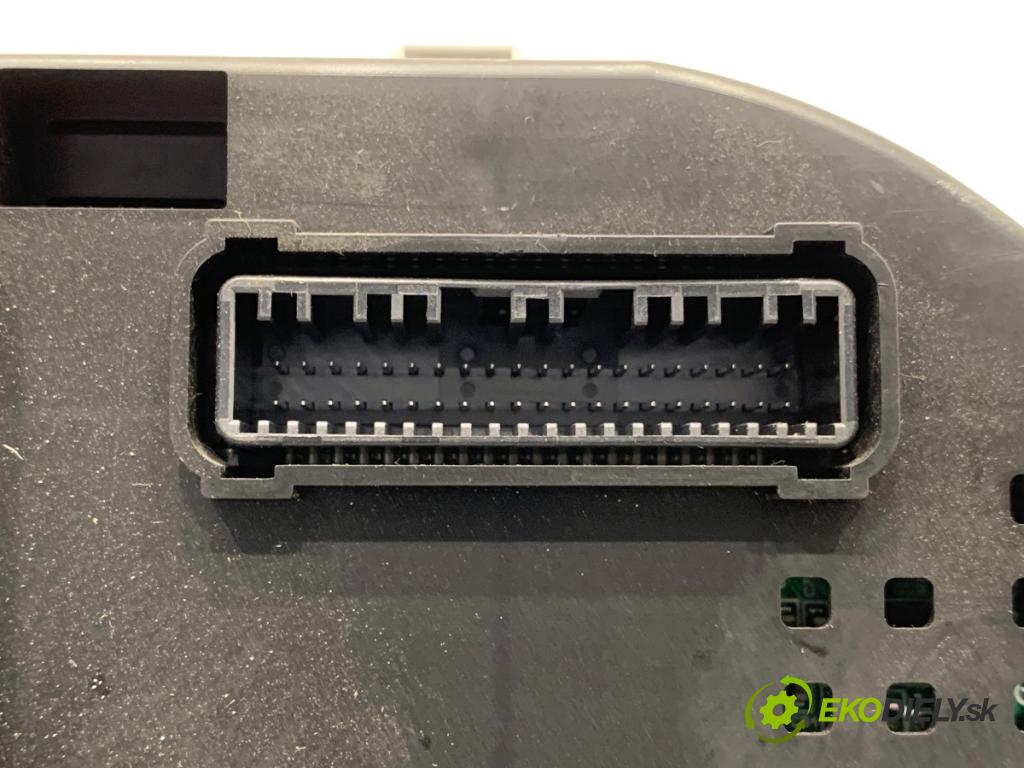 KIA CARENS IV nadwozie wielkoprzestrzenne (MPV) 2014 100 kW 1.7 CRDi 1685 Prístrojovka 11640-01640 (Prístrojová doska)