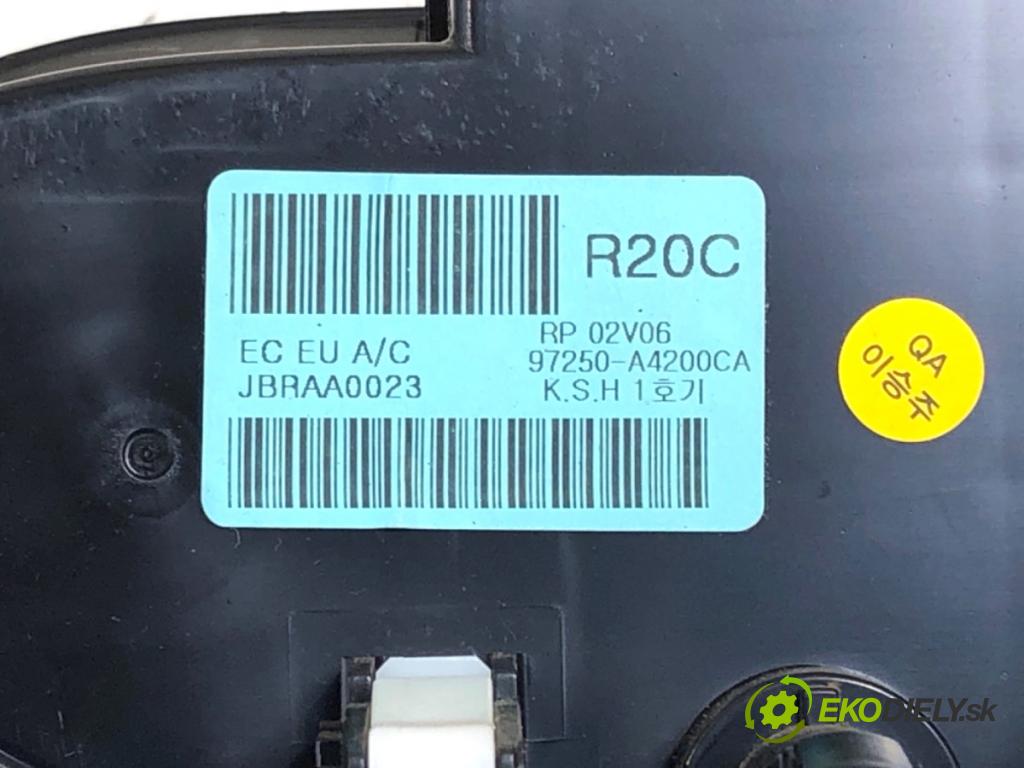 KIA CARENS IV nadwozie wielkoprzestrzenne (MPV) 2014 100 kW 1.7 CRDi 1685 Panel ovládania kúrenia 97250-A4200CA (Prepínacie páčky pod volantom)