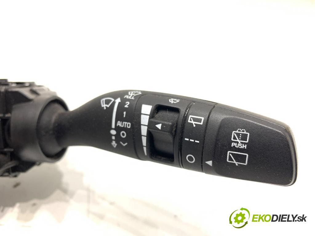 KIA CARENS IV nadwozie wielkoprzestrzenne (MPV) 2014 100 kW 1.7 CRDi 1685 Prepínač kombinovaný 299119105 (Prepínacie páčky pod volantom)