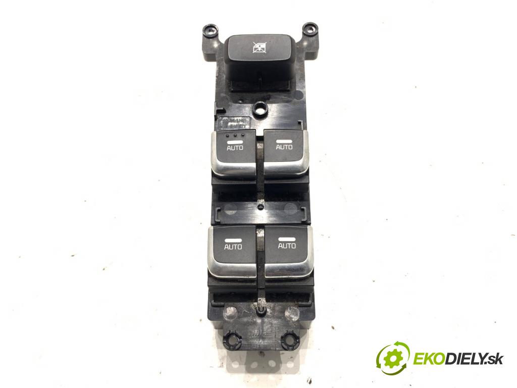 KIA CARENS IV nadwozie wielkoprzestrzenne (MPV) 2014 100 kW 1.7 CRDi 1685 Prepínač okien 93570-A4330 (Prepínacie páčky pod volantom)