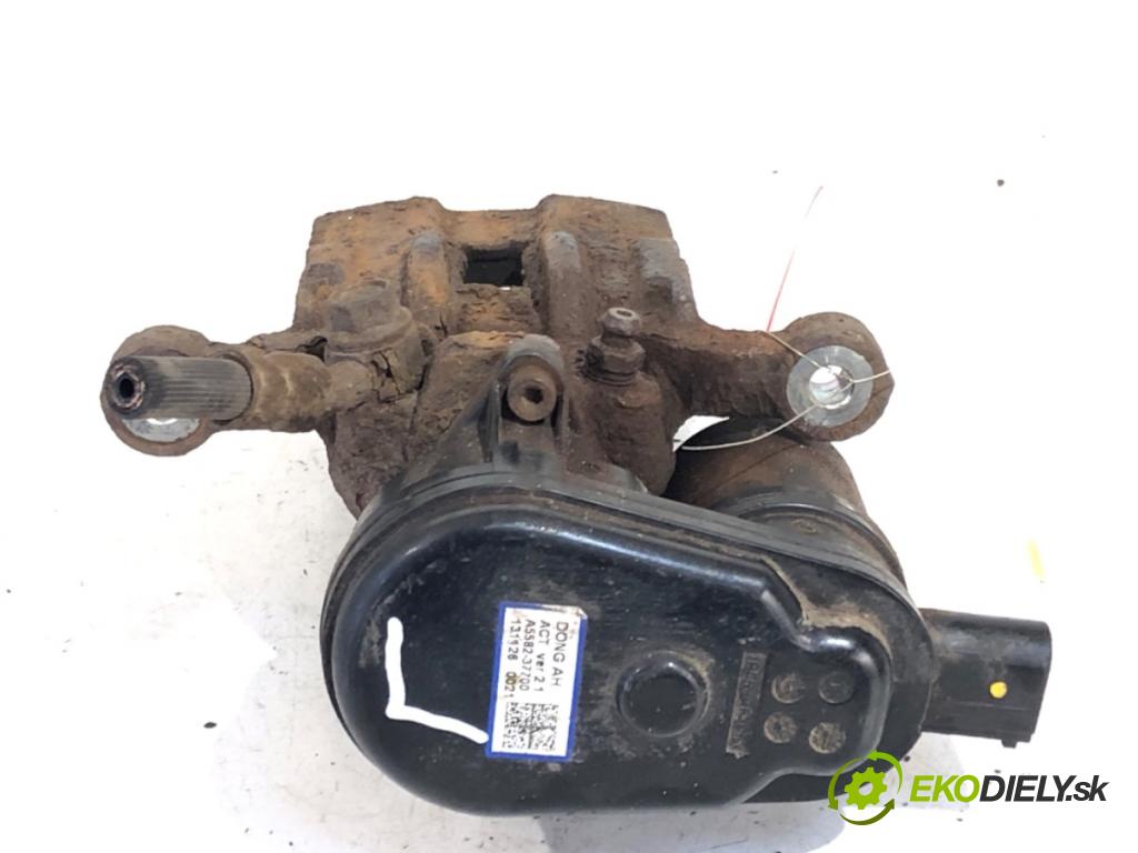 KIA CARENS IV nadwozie wielkoprzestrzenne (MPV) 2014 100 kW 1.7 CRDi 1685 Brzdič strmeň ľavy zad A5582-37700