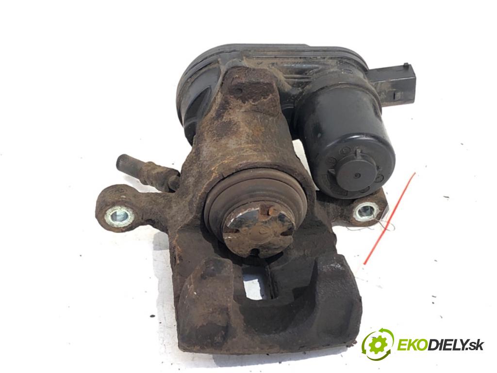 KIA CARENS IV nadwozie wielkoprzestrzenne (MPV) 2014 100 kW 1.7 CRDi 1685 Brzdič strmeň ľavy zad A5582-37700