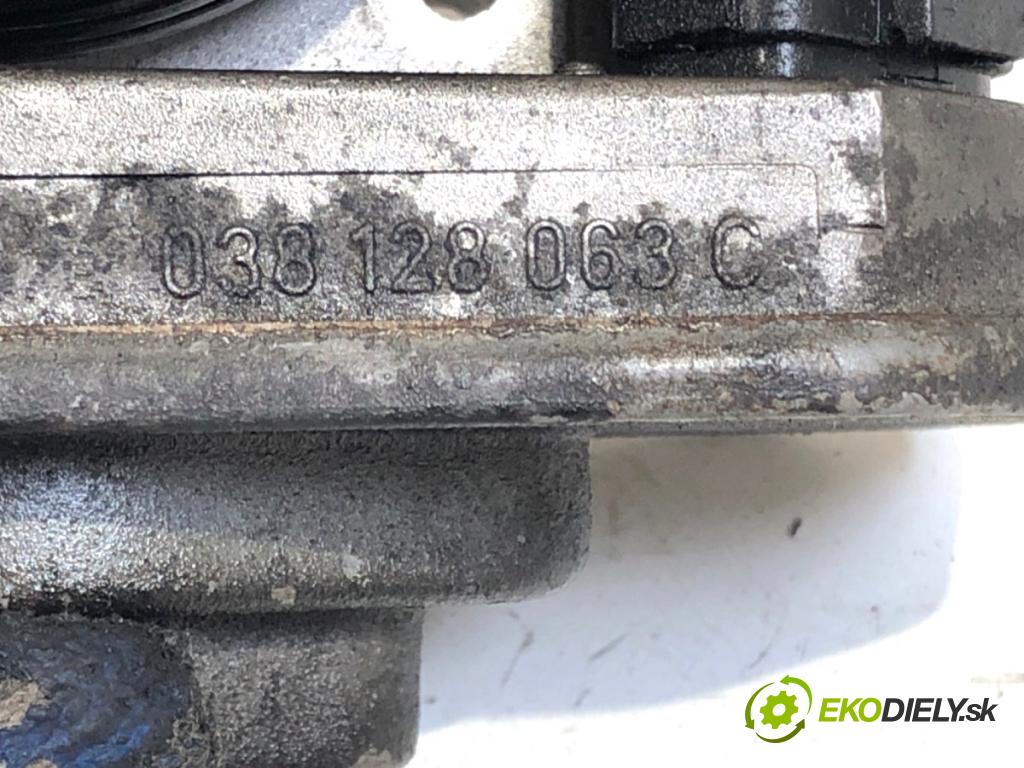 VW GOLF IV liftback 2003 50 kW 1.9 SDI 1896 Škrtiaca klapka 038128063C (Škrtiaca klapka)