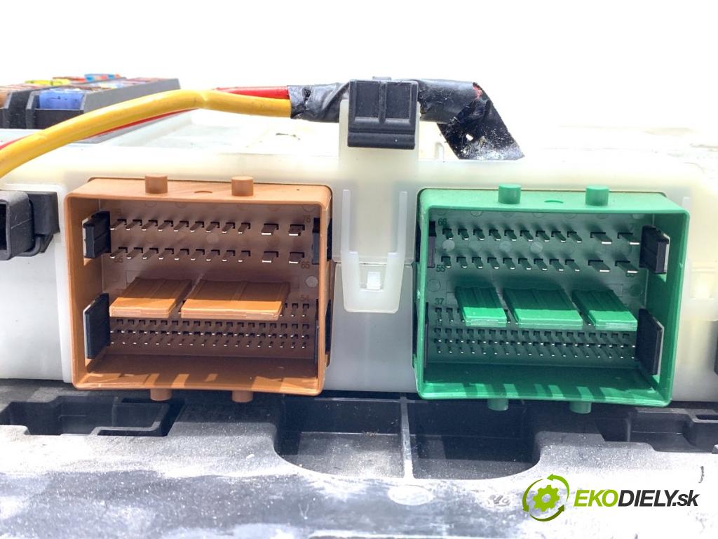 FORD MONDEO MK4 liftback 2008 103 kW 2.0 TDCi 1997 modul BSI 7G9T-14A073-DD (Pojistková skříňka)