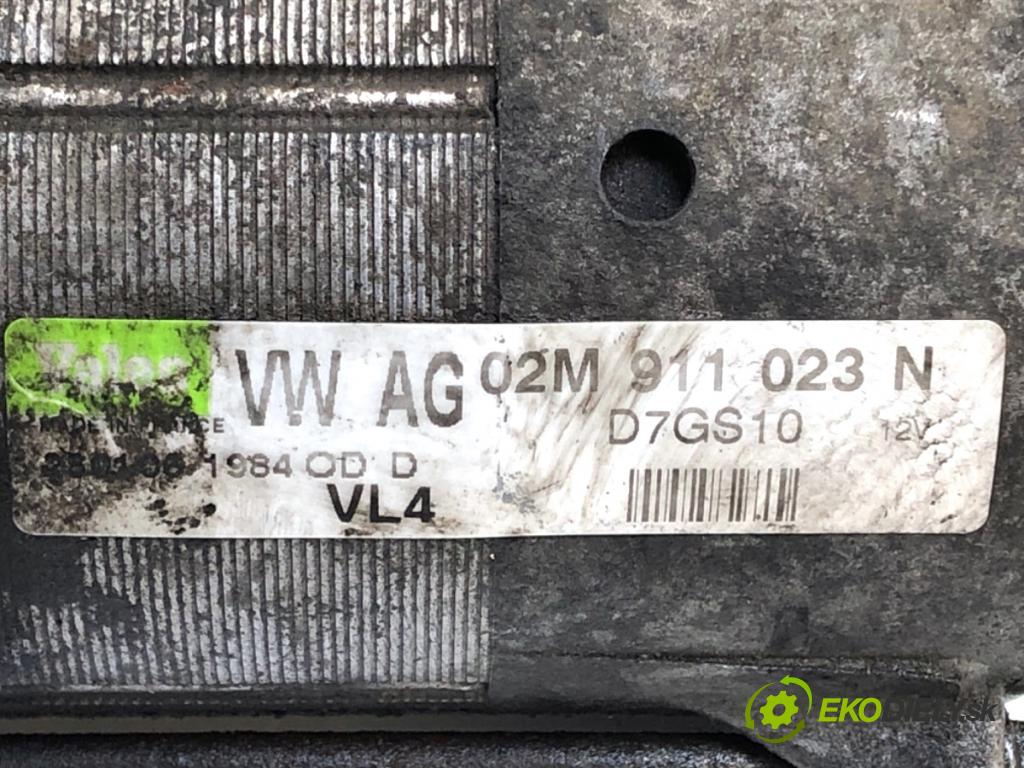 SEAT LEON II liftback 2006 103 kW 2.0 TDI 1968 Štartér 02M911023N (Štartér)