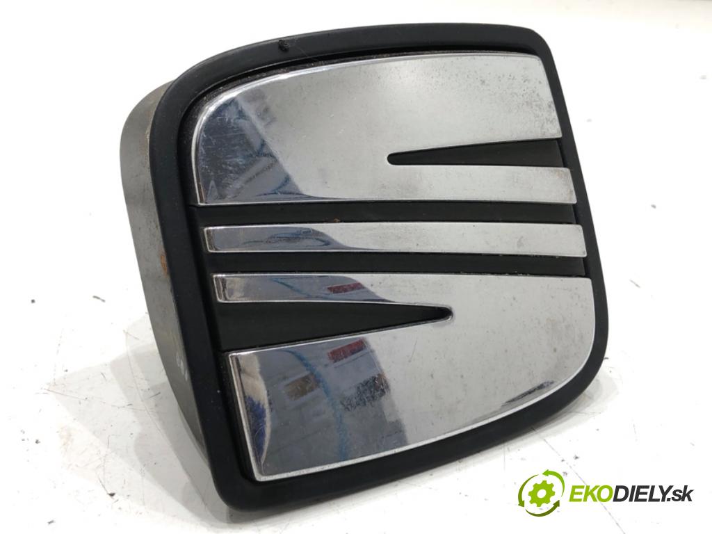 SEAT LEON II liftback 2006 103 kW 2.0 TDI 1968 klika dveří zadní část 