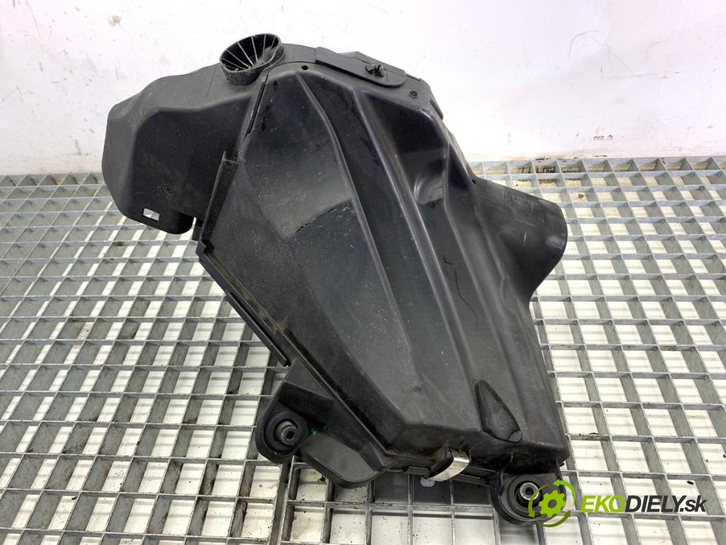 BMW E92 coupe 2009 180 kW 330 d xDrive 2993 Obal filtra vzduchu  (Obal vzduchového filtra)