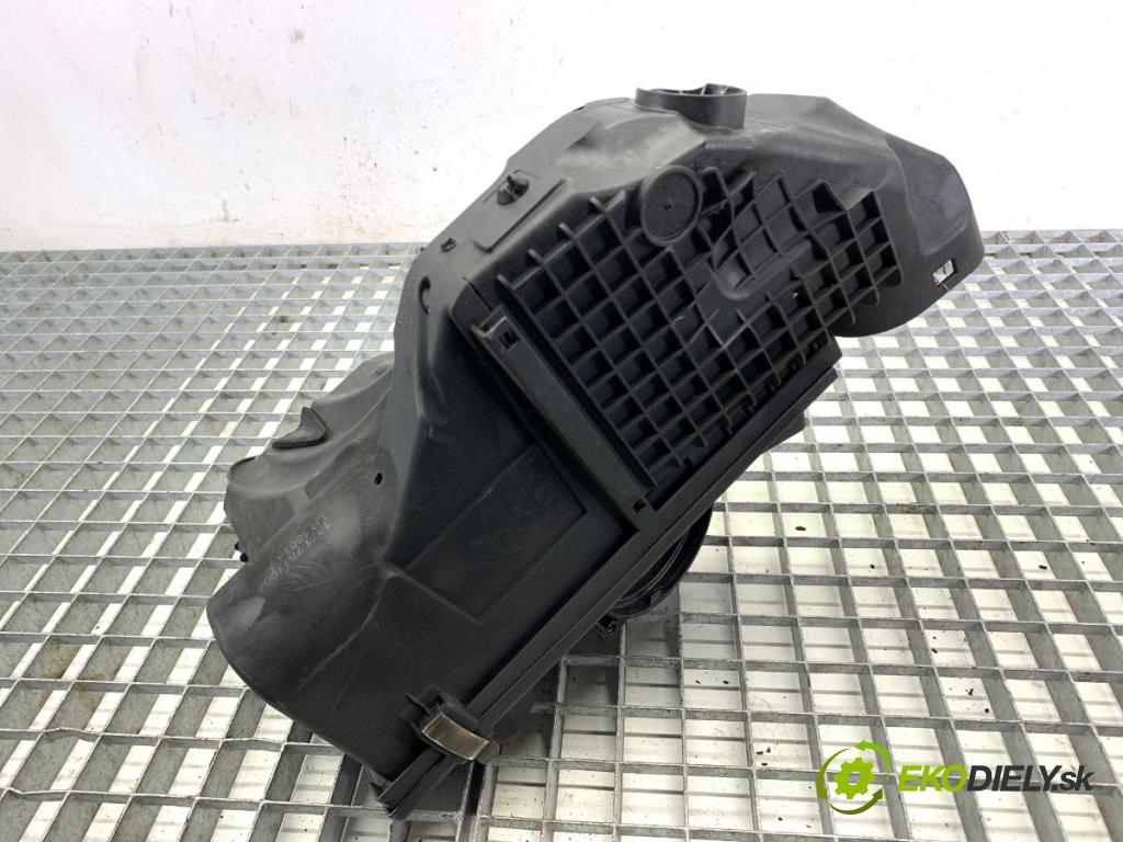 BMW E92 coupe 2009 180 kW 330 d xDrive 2993 Obal filtra vzduchu  (Obal vzduchového filtra)