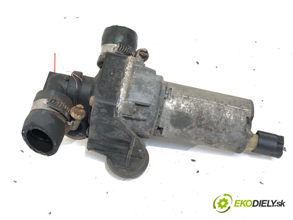 BMW E92 coupe 2009 180 kW 330 d xDrive 2993 DALŠÍ: pumpa vody 6928246 (Vodní pumpa)