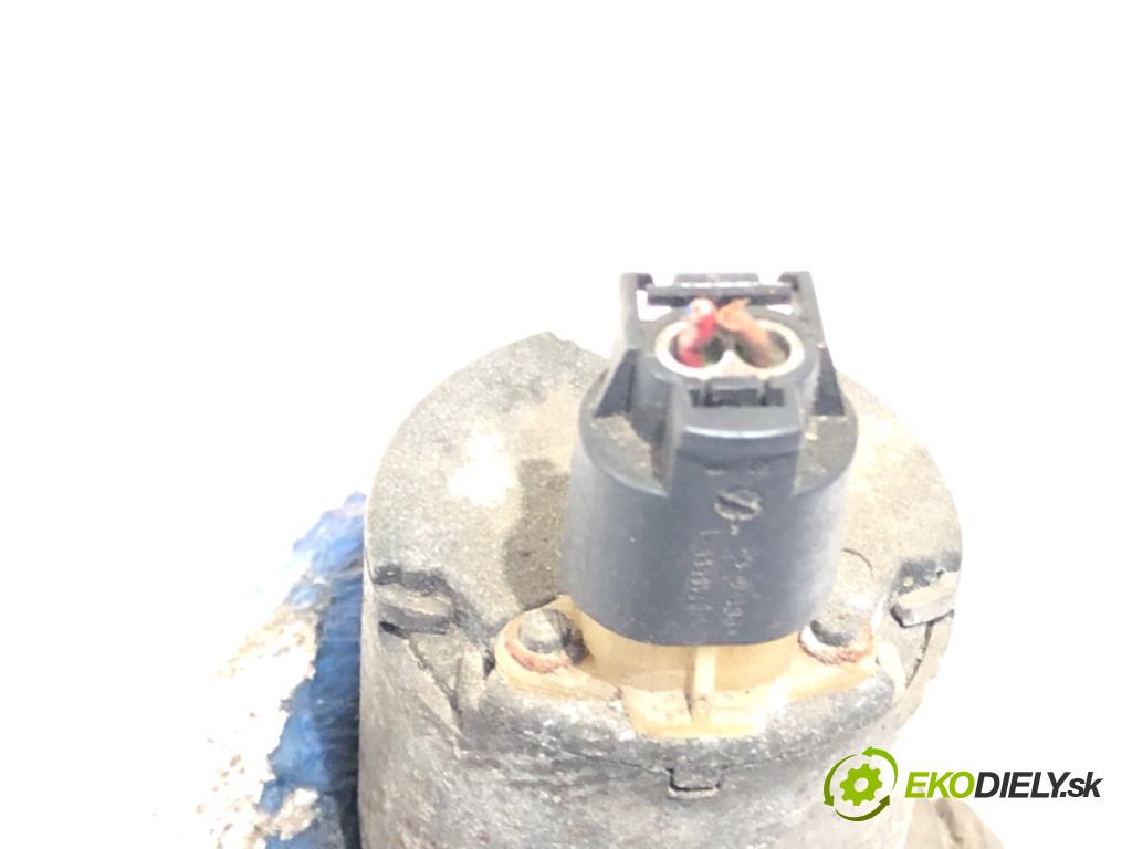 BMW E92 coupe 2009 180 kW 330 d xDrive 2993 DALŠÍ: pumpa vody 6928246 (Vodní pumpa)