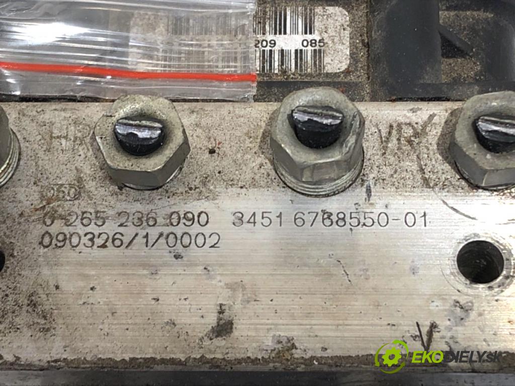 BMW E92 coupe 2009 180 kW 330 d xDrive 2993 Pumpa ABS 6788550 (Pumpa ABS)