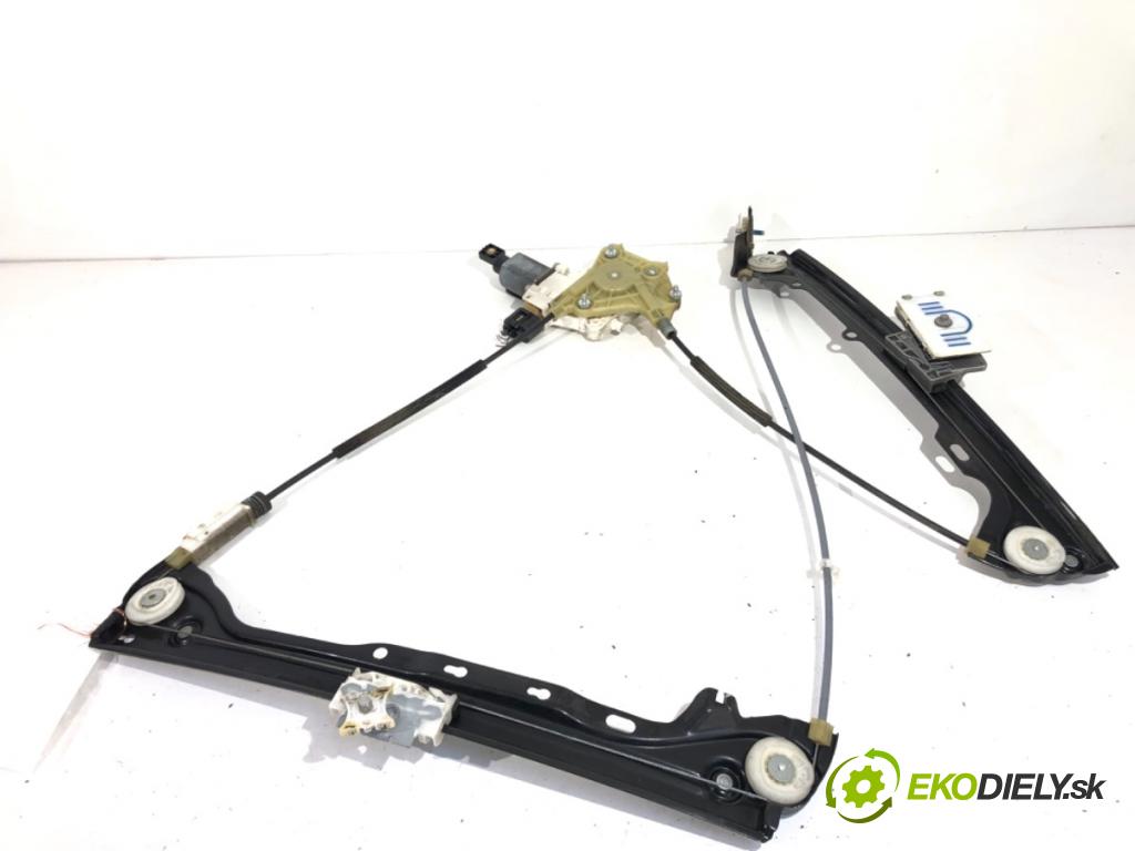 BMW E92 coupe 2009 180 kW 330 d xDrive 2993 mechanismus okna pravý přední část 0130822403