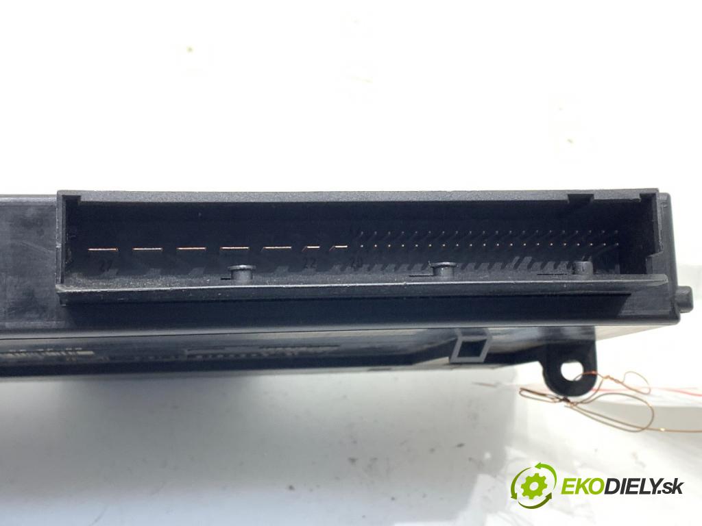 BMW E92 coupe 2009 180 kW 330 d xDrive 2993 Modul komfortu 9187545 (Modul komfortu)