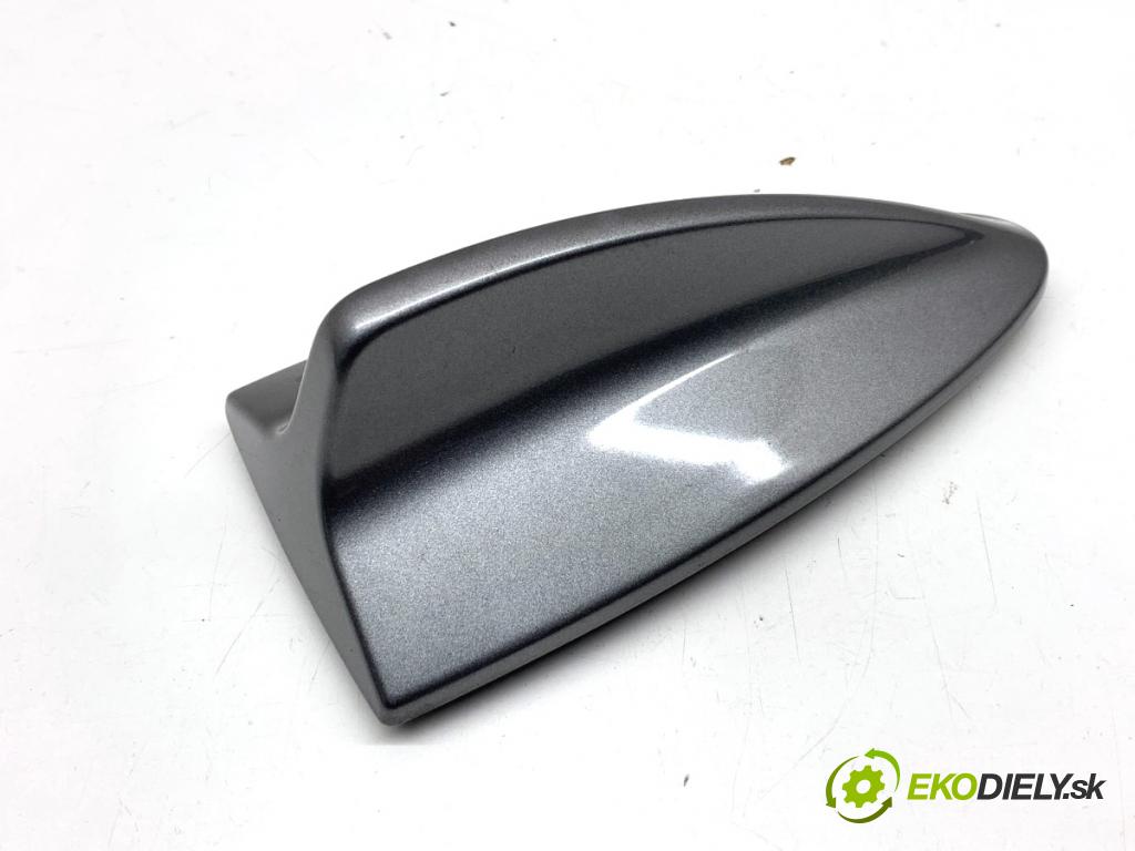 BMW E92 coupe 2009 180 kW 330 d xDrive 2993 ANTENA 6988636