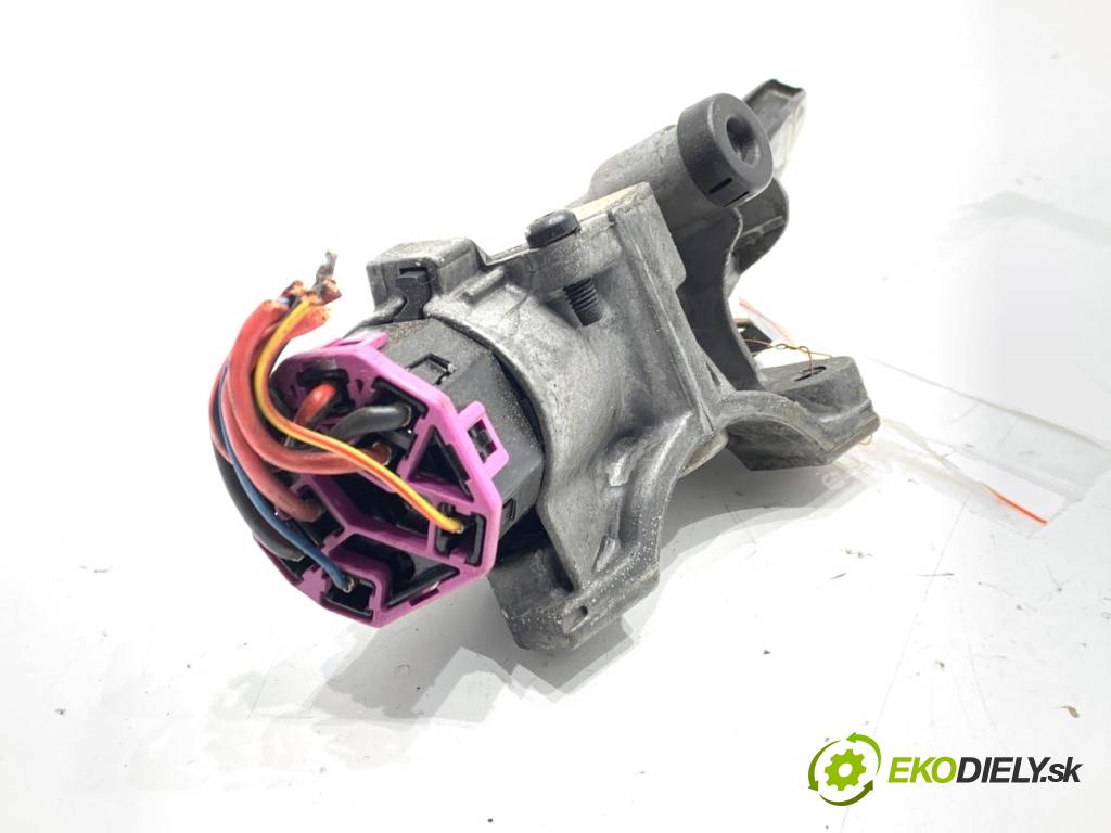 AUDI TT 8N coupe 1998 132 kW 1.8 T 1781 spinačka 4B0905851B (Spínacia skrinka)