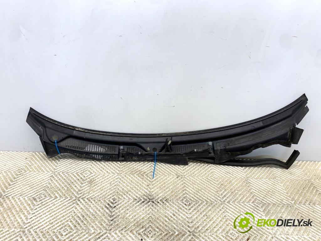 AUDI TT 8N coupe 1998 132 kW 1.8 T 1781 Torpédo, plast pod čelné okno 8N1819415 (Torpédo (plast pod čelným sklom))