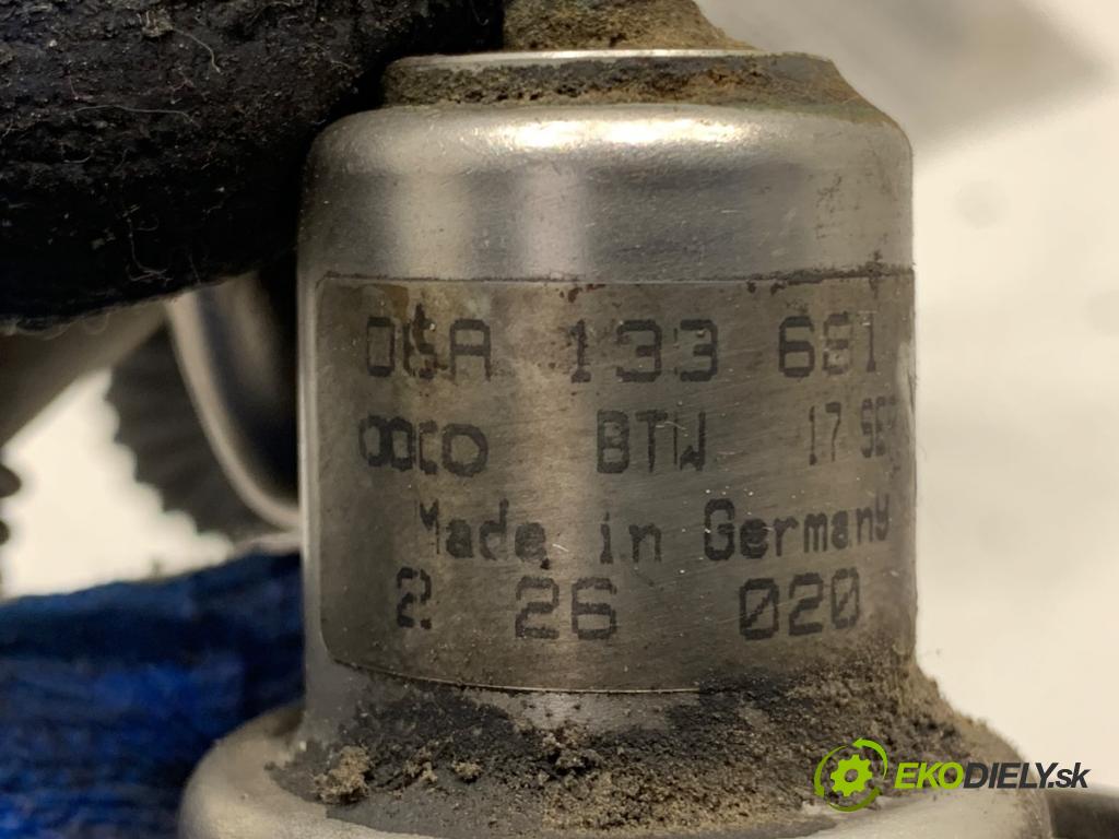 AUDI TT 8N coupe 1998 132 kW 1.8 T 1781 Lišta vstrekovacia 06A133681 (Vstrekovacia lišta)