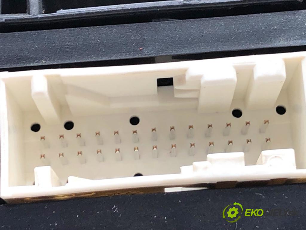 FORD MONDEO MK4 liftback 2008 103 kW 2.0 TDCi 1997 Panel ovládania kúrenia 7S7T18C612AG (Prepínacie páčky pod volantom)