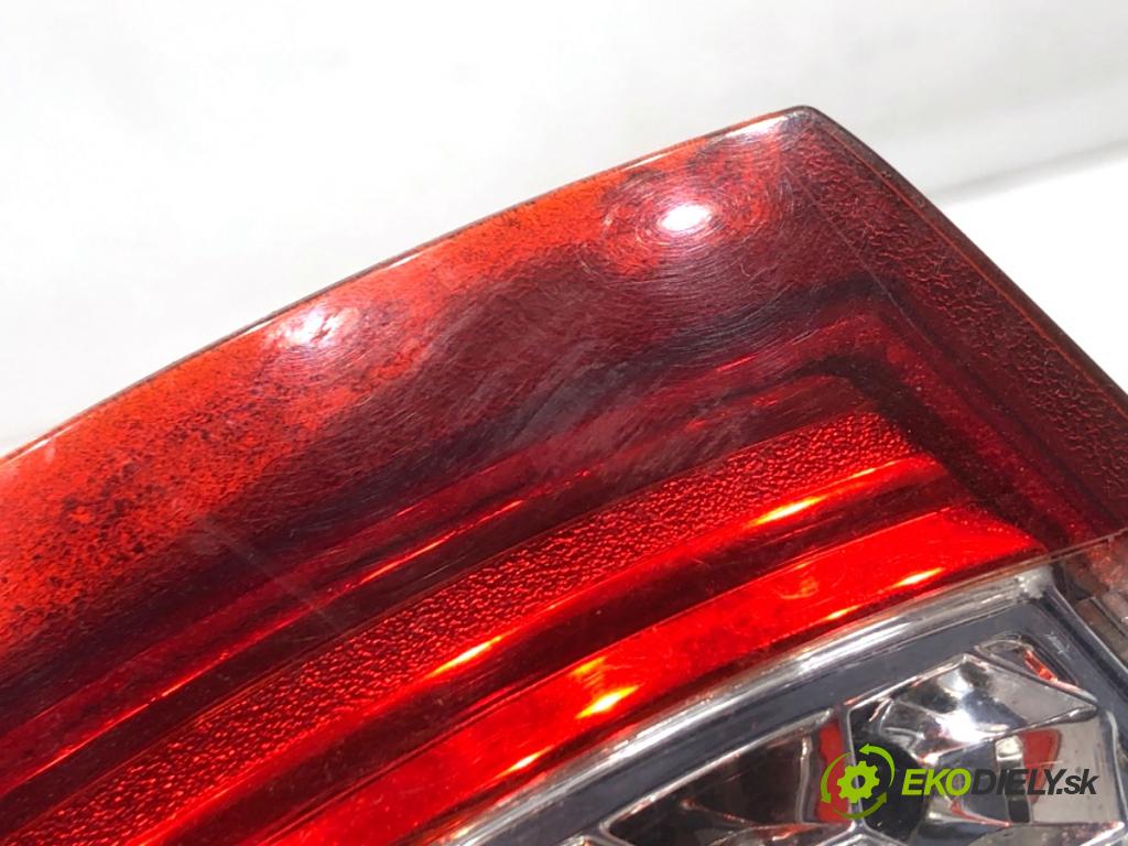 FORD MONDEO MK4 liftback 2008 103 kW 2.0 TDCi 1997 světlo levý zadní část