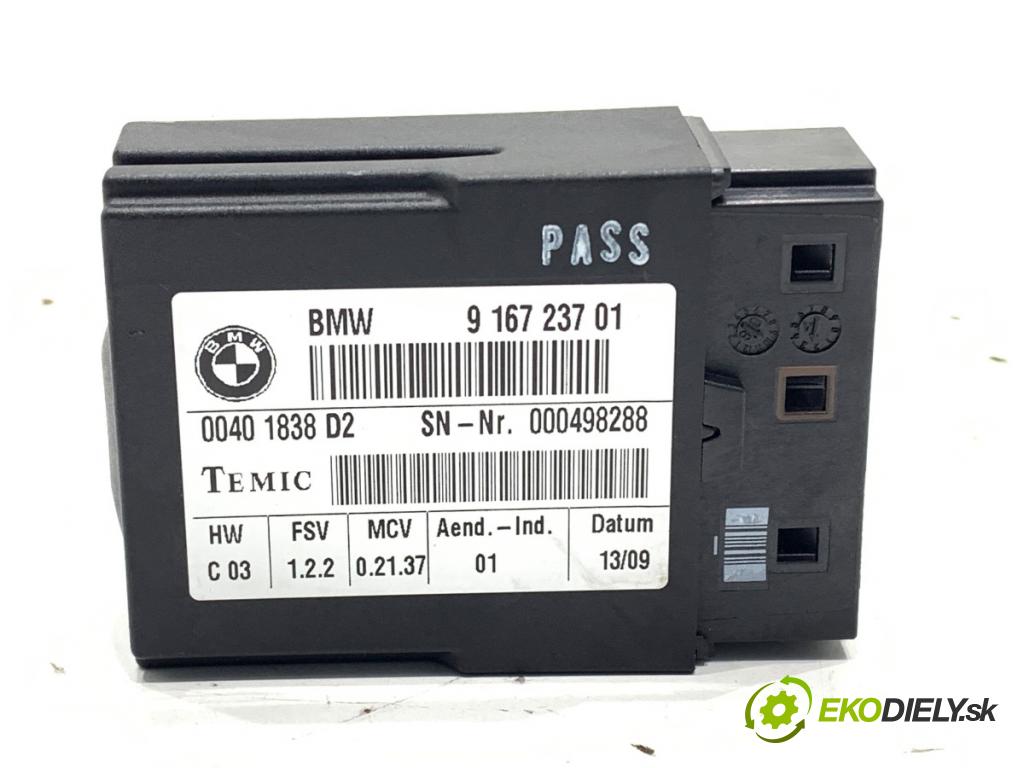 BMW E92 coupe 2009 180 kW 330 d xDrive 2993 Modul sedačky 9167237