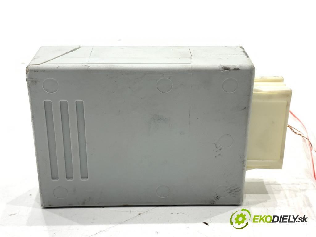 BMW E92 coupe 2009 180 kW 330 d xDrive 2993 Modul ťažného oka 6857227 (Riadiaca jednotka ostatné)