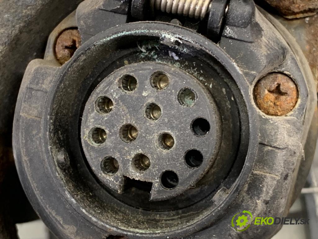 BMW E92 coupe 2009 180 kW 330 d xDrive 2993 Hák tažné zařízení 6790757 (Tažné zařízení)