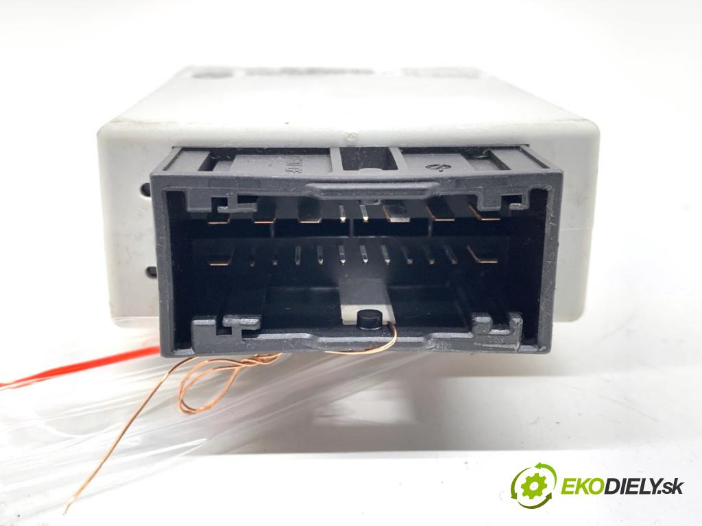 BMW E92 coupe 2009 180 kW 330 d xDrive 2993 Modul ťažného oka 6850497 (Riadiaca jednotka ostatné)