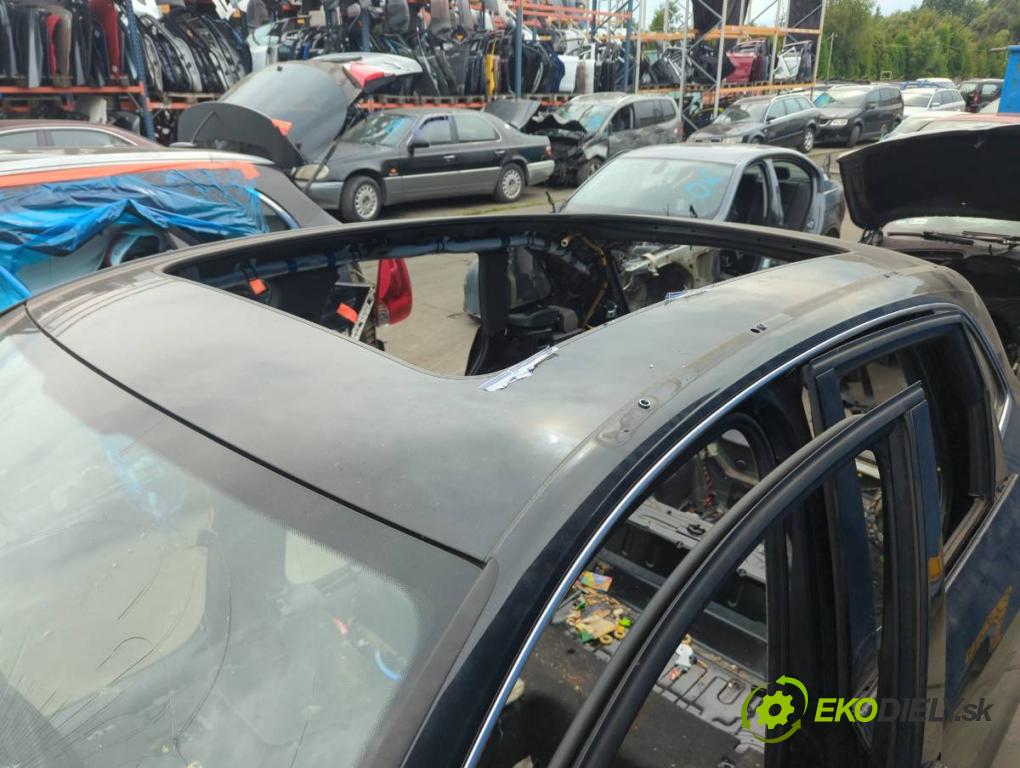 AUDI Q5 8R SUV 2009 125 kW 2.0 TDI quattro 1968 KAROSERIA ČTVRŤÁK blatník zadní část levý pravý práh střecha PODŁUŻNICA levý pravý