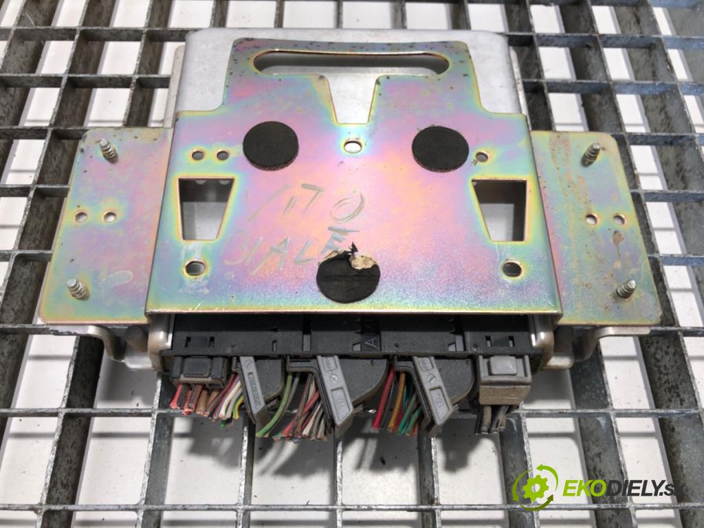 MERCEDES-BENZ W638 Autobus 2003 75 kW 110 CDI 2.2 (638.194) 2148 riadiaca jednotka Motor A6111530391 (Riadiaca jednotka)