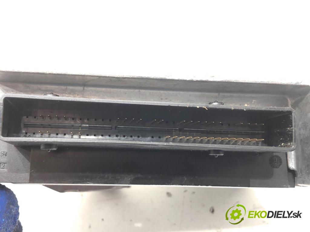 RENAULT MASTER III Autobus 2019 125 kW 2.3 dCi 170 FWD (JV0L) 2298 senzor airbag 8201448823 (Snímač)