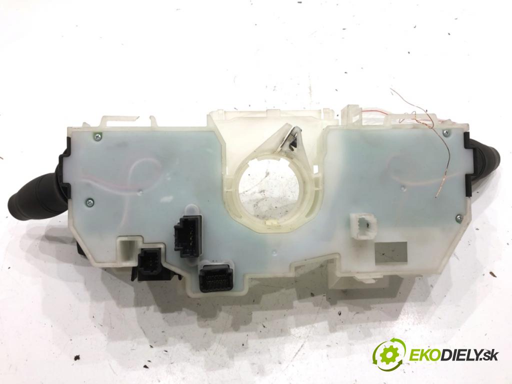 RENAULT MASTER III Autobus 2019 125 kW 2.3 dCi 170 FWD (JV0L) 2298 Prepínač kombinovaný  (Prepínacie páčky pod volantom)