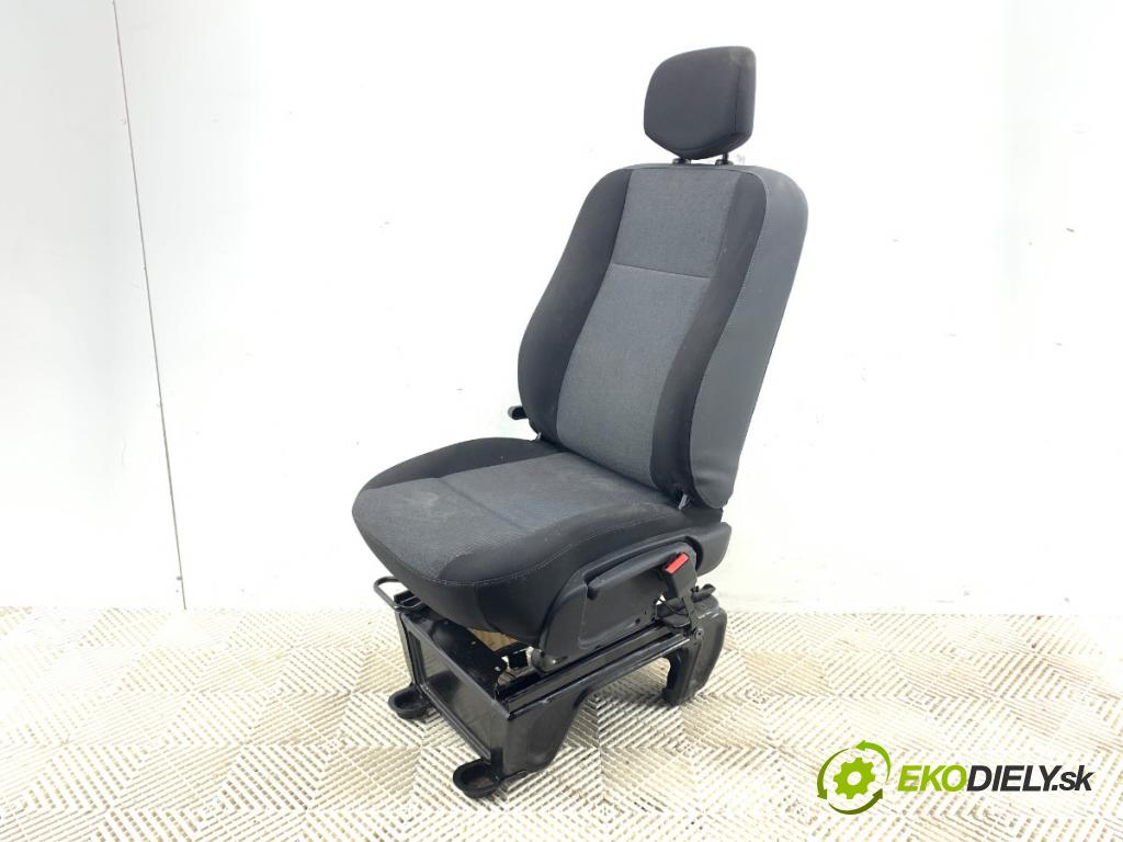 RENAULT MASTER III Autobus 2019 125 kW 2.3 dCi 170 FWD (JV0L) 2298 Sedadlo pravy predný