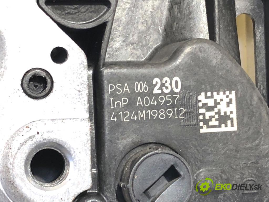 PEUGEOT 3008 nadwozie wielkoprzestrzenne (MPV) 2014 84 kW 1.6 HDi 1560 zámok dveře pravý přední část 006230