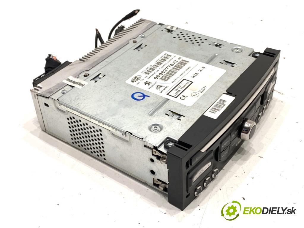 PEUGEOT 3008 nadwozie wielkoprzestrzenne (MPV) 2014 84 kW 1.6 HDi 1560 RADIO 98083776XT (Audio zariadenie)