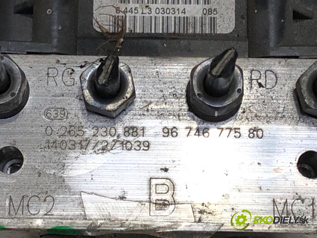 PEUGEOT 3008 nadwozie wielkoprzestrzenne (MPV) 2014 84 kW 1.6 HDi 1560 Pumpa ABS 9674677580 (Pumpa ABS)