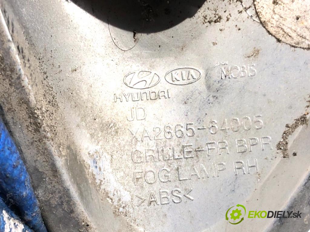 KIA CEED liftback 2014 73 kW 1.4 CVVT 1396 mří nárazníka pravý přední část XA2865-64005