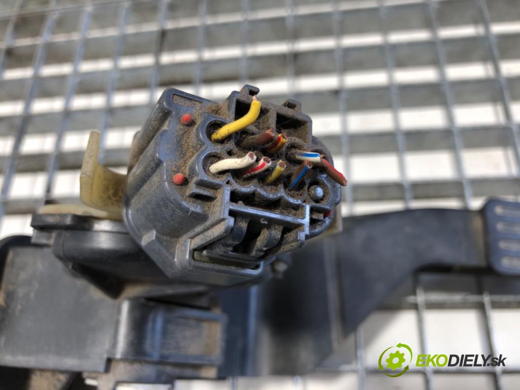 FORD TRANSIT IV Autobus 2004 92 kW 2.4 TDE (F_C_, F_B_, F_A_) 2402 Potenciometer plynu (Potenciometer plynového pedálu)