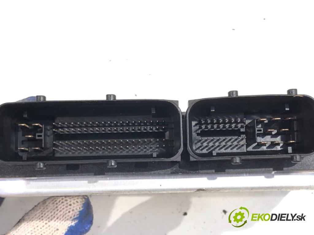 VW PASSAT B5 FL sedan 2002 96 kW 1.9 TDI 4motion 1896 riadiaca jednotka Motor 038906019GQ (Riadiaca jednotka)