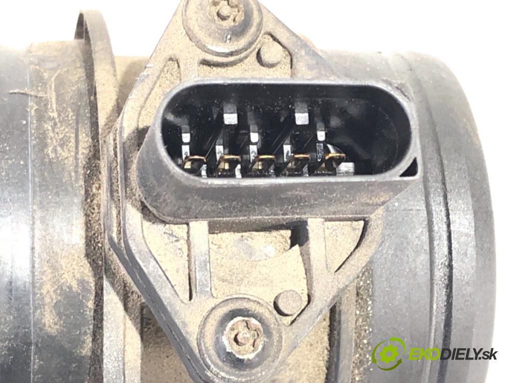 VW PASSAT B5 FL sedan 2002 96 kW 1.9 TDI 4motion 1896 Váha vzduchu 074906461B (Váha vzduchu)