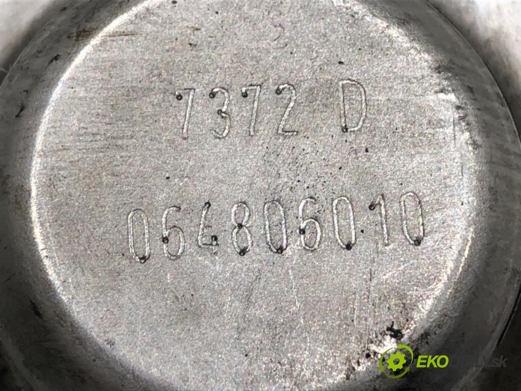 VW PASSAT B5 FL sedan 2002 96 kW 1.9 TDI 4motion 1896 Škrtiaca klapka 038129637L (Škrtiaca klapka)