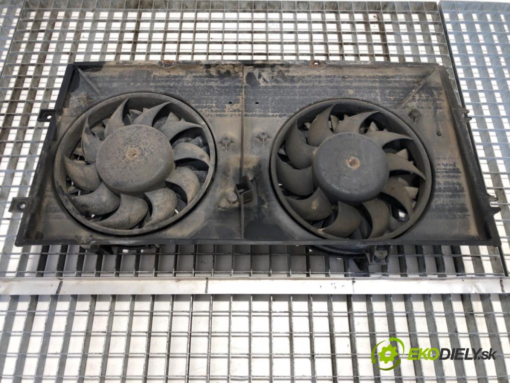 VW TRANSPORTER T4 Skrzynia 1991 57 kW 2.4 D 2370 ventilátor chladiče 701121207B (Ventilátor)