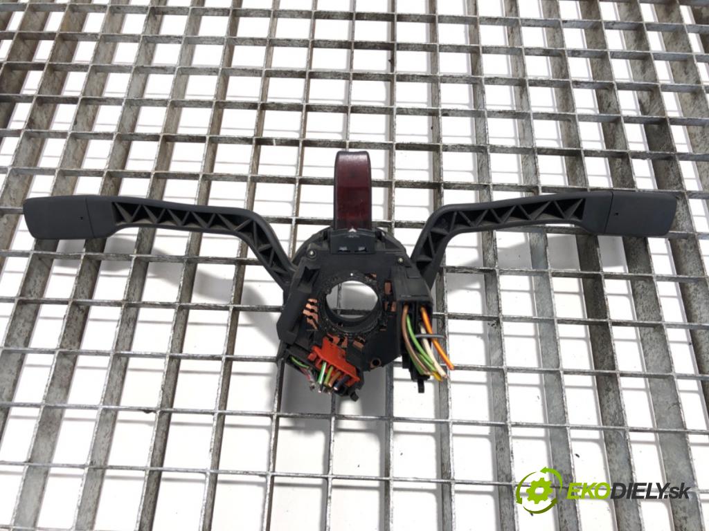 VW TRANSPORTER T4 Skrzynia 1991 57 kW 2.4 D 2370 Prepínač kombinovaný  (Prepínacie páčky pod volantom)